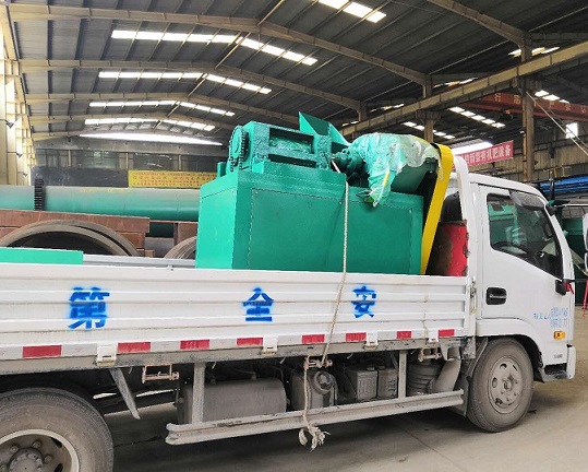 標準2噸不規則擠壓造粒機山東濰坊